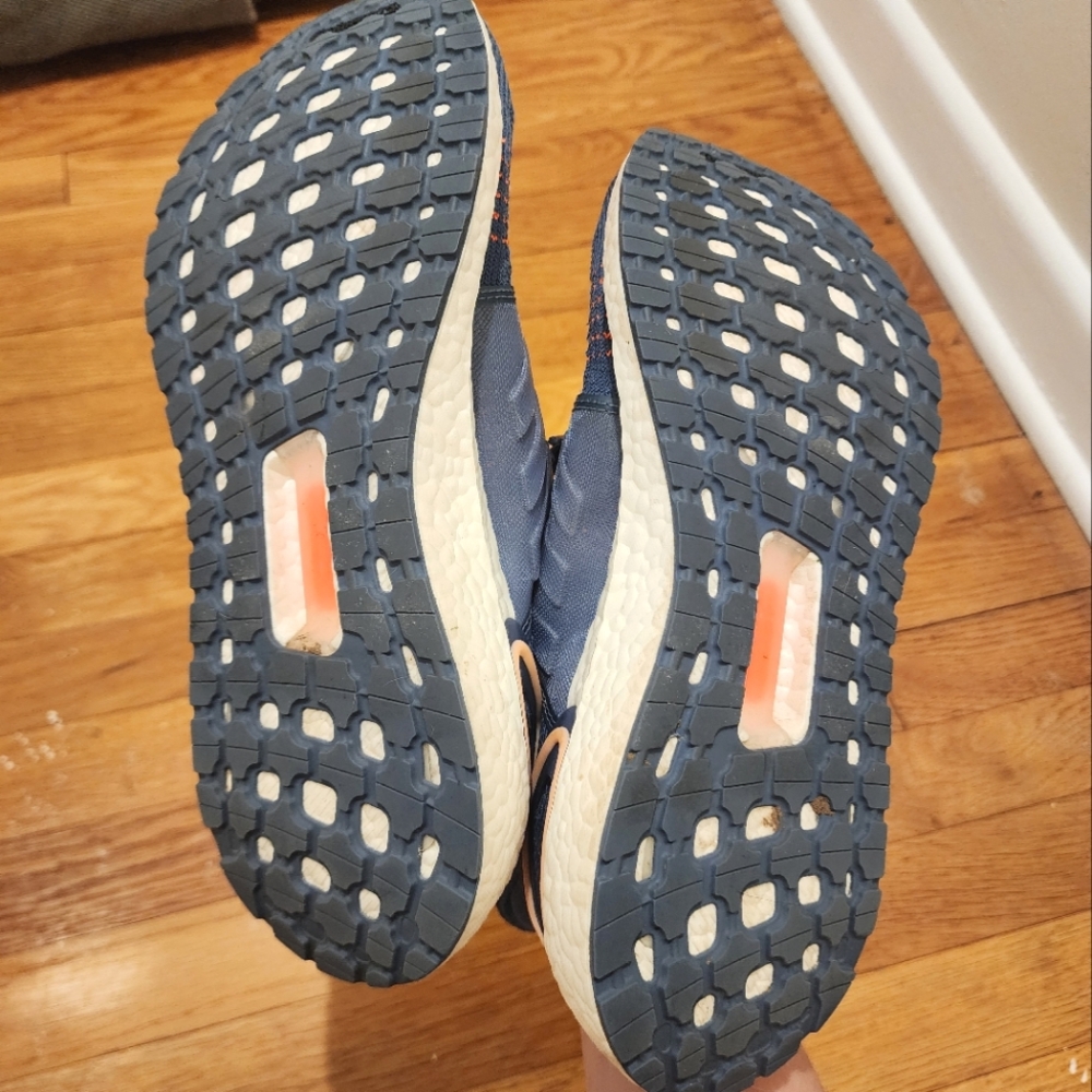 Adidas Ultraboost Women's Sneakers, pink and blue, size 10.5 - Picture 4 of 4